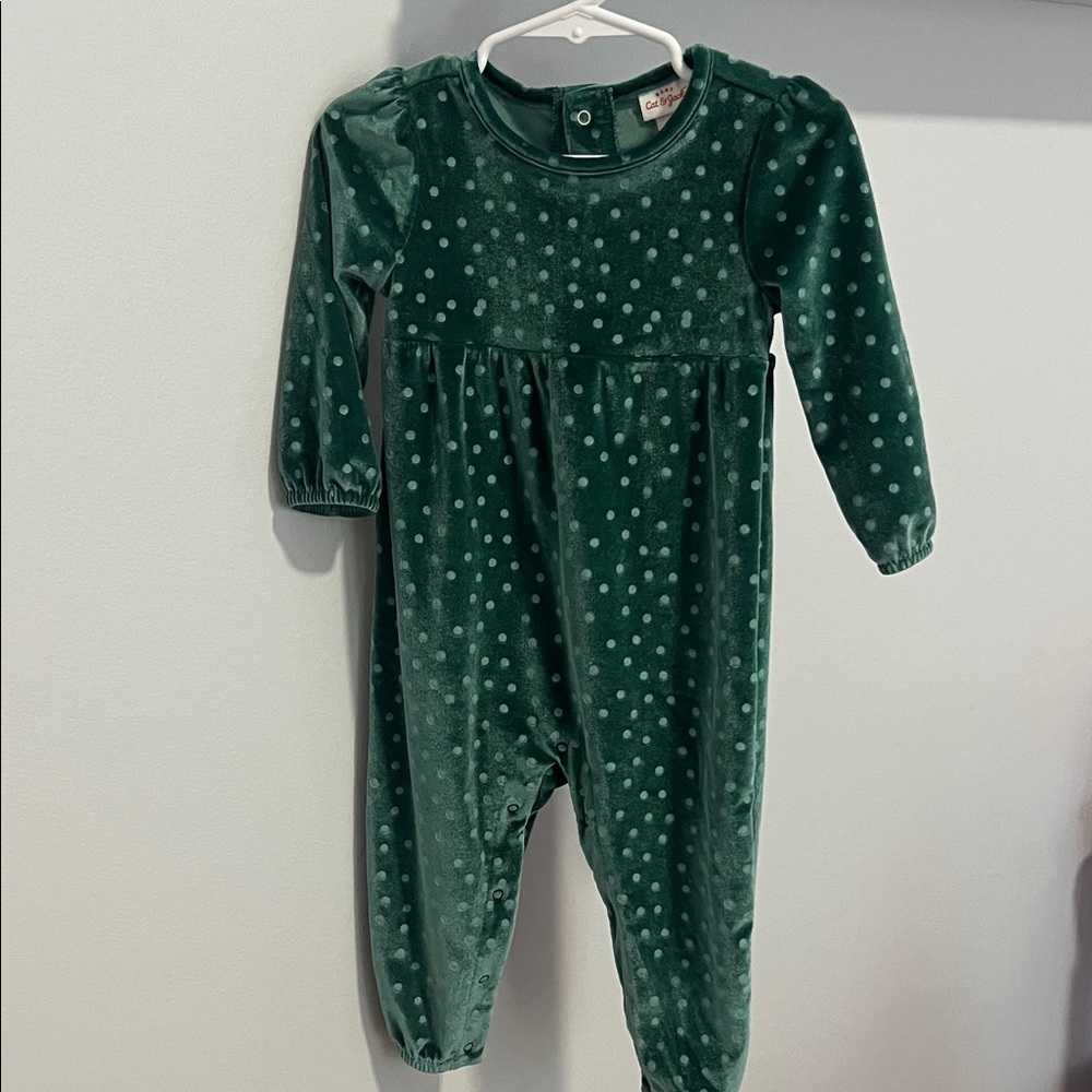 Cat & Jack Velvet Green Polka Dot Outfit Size 12 Months